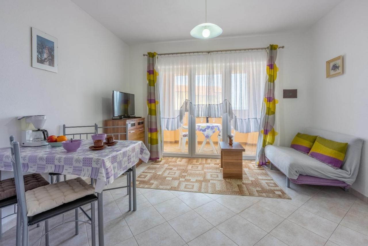 Apartmani Jaric Нови Винодолски Екстериор снимка