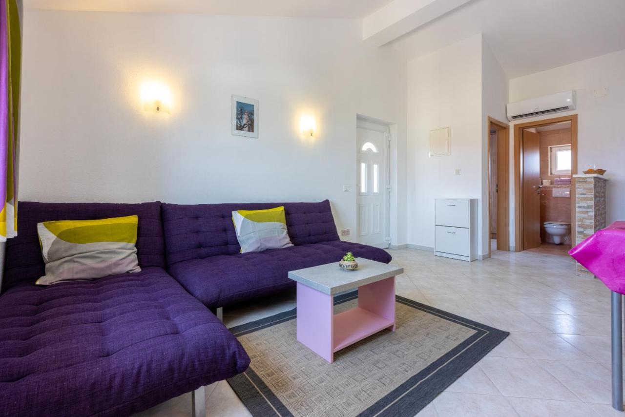 Apartmani Jaric Нови Винодолски Екстериор снимка