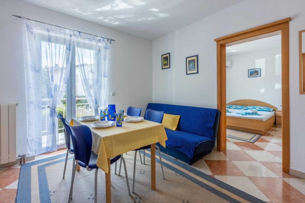 Apartmani Jaric Нови Винодолски Екстериор снимка