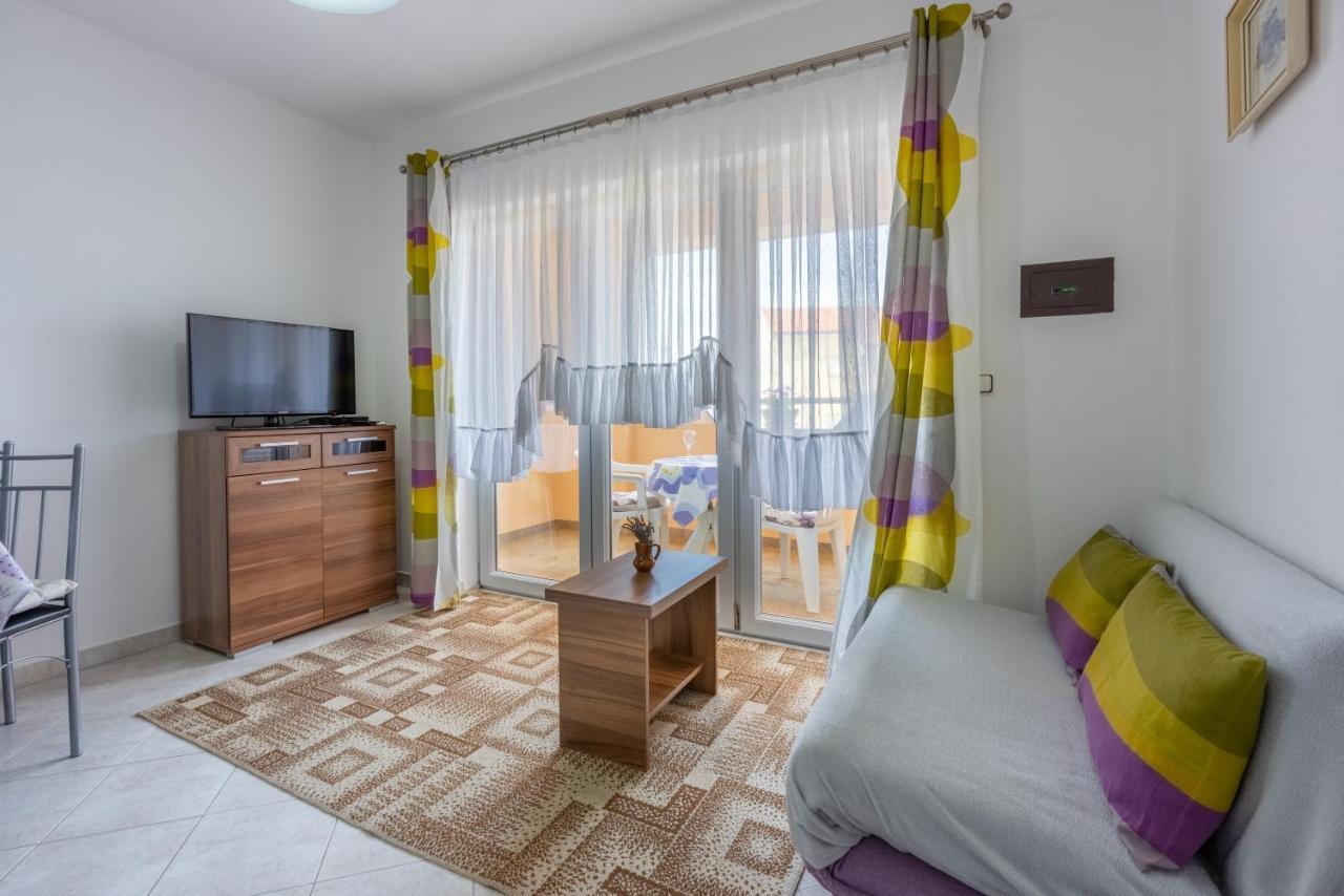 Apartmani Jaric Нови Винодолски Екстериор снимка