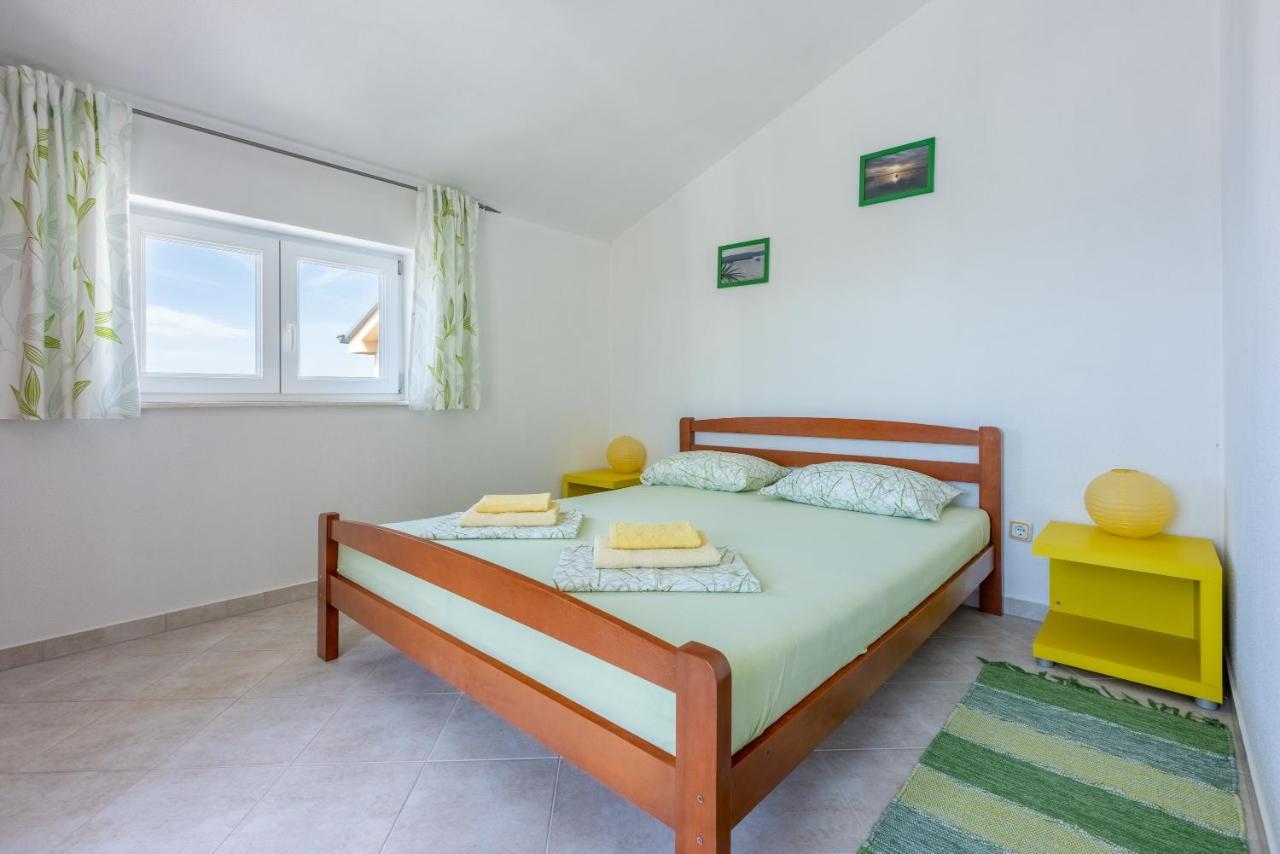 Apartmani Jaric Нови Винодолски Екстериор снимка